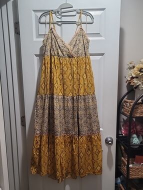 Francesca's Collections Yellow Patterned Tiered Maxi Dress with Spaghetti Straps